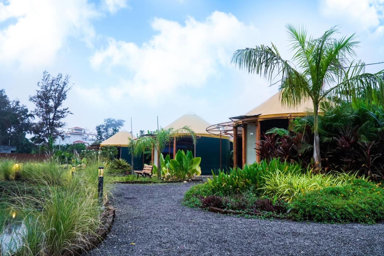 Shanti Resorts Valsad Exterior foto